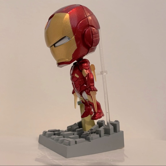 Marvel Ironman Mini-figure Display - Picture 2 of 7